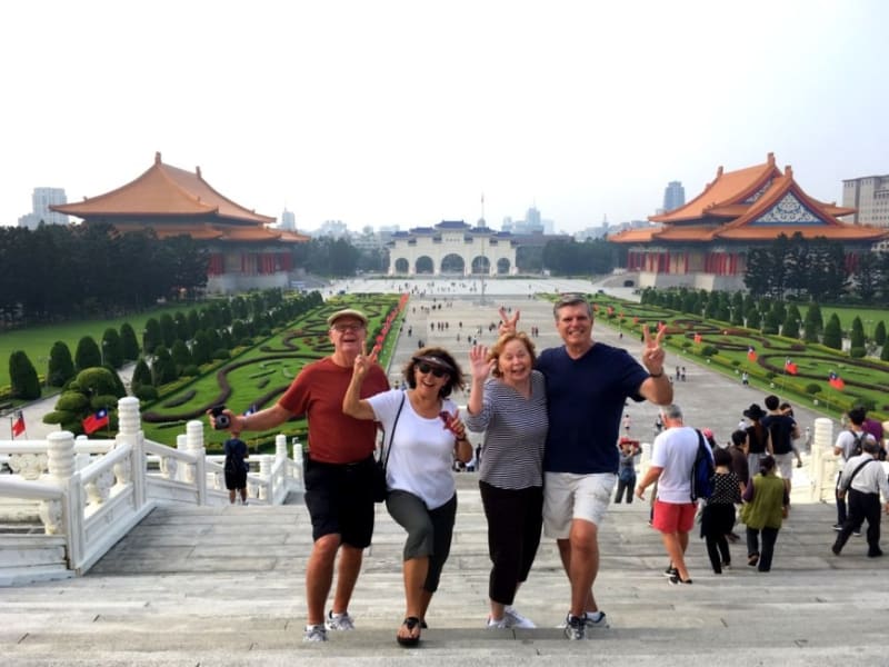 中正紀念堂（チョンチェンチィニィェンタァン）